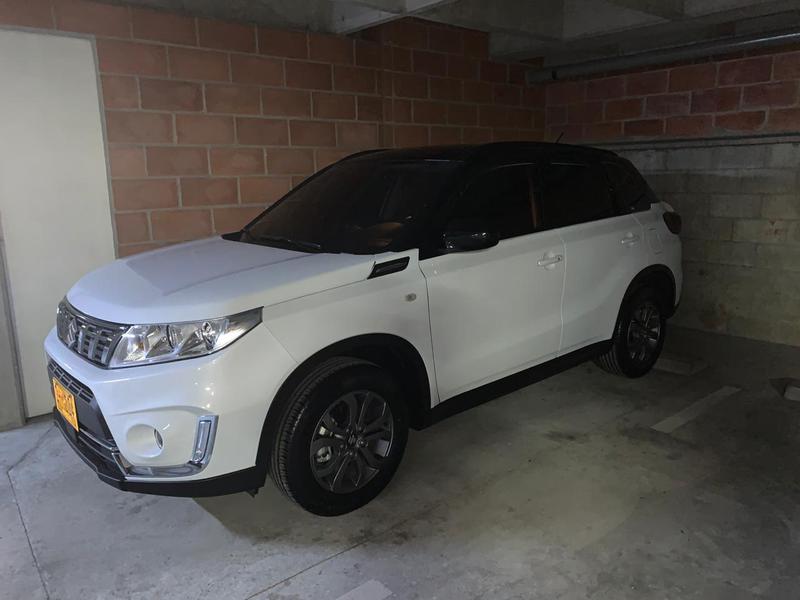 Suzuki Vitara • 2020 • 8,500 km 7