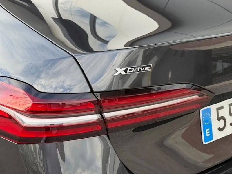 BMW 5 Series • 2024 • 11,000 km 3