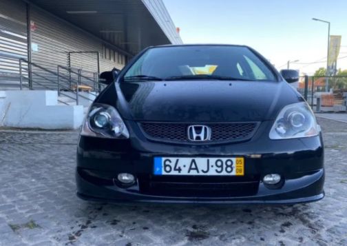Honda Civic • 2005 • 230,000 km 1