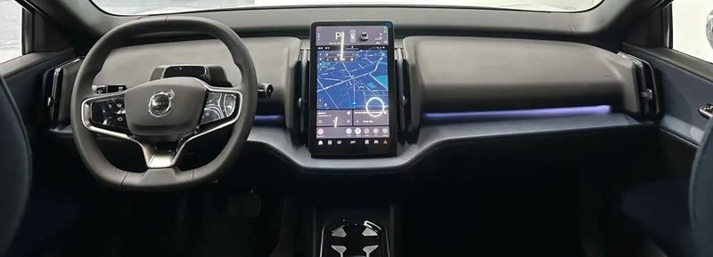 Volvo XC • 2024 • 21,000 km 8