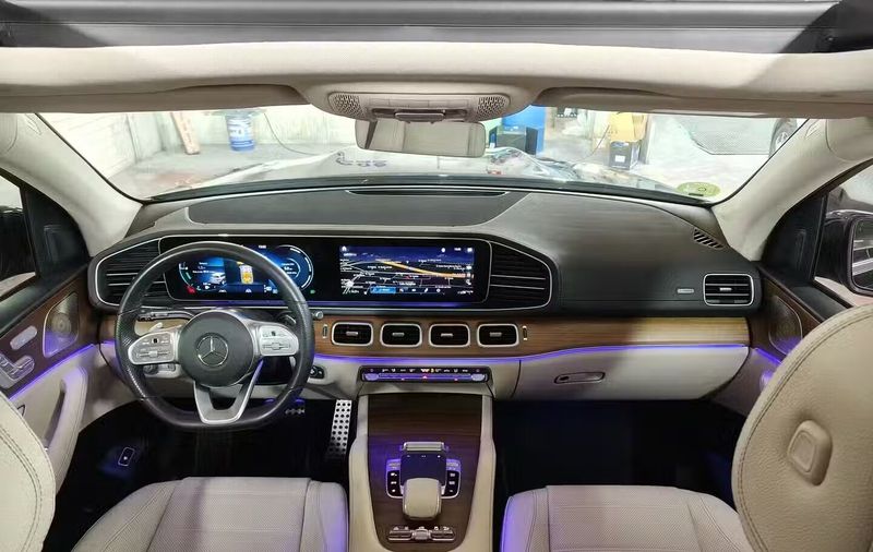 Mercedes-Benz GLS-Class • 2021 • 59,224 km 5