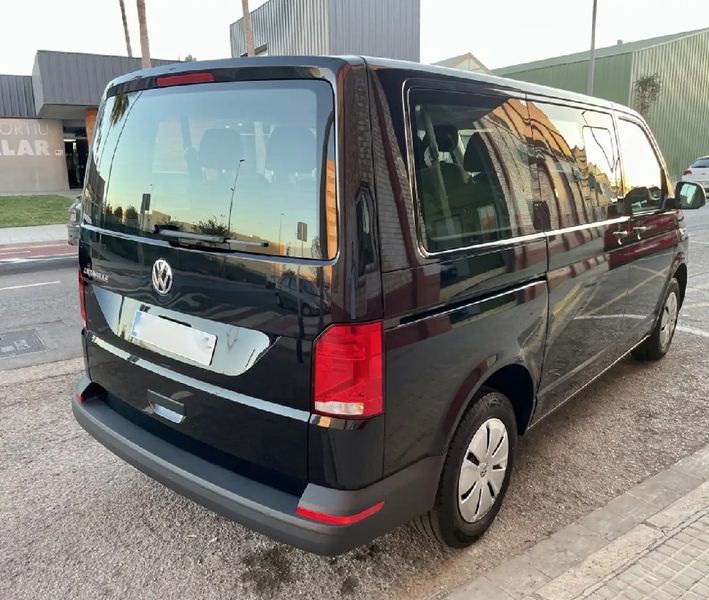 Volkswagen Caravelle • 2023 • 38,400 km 7
