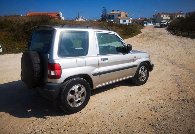 Mitsubishi Pajero • 2000 • 70,000 km 2