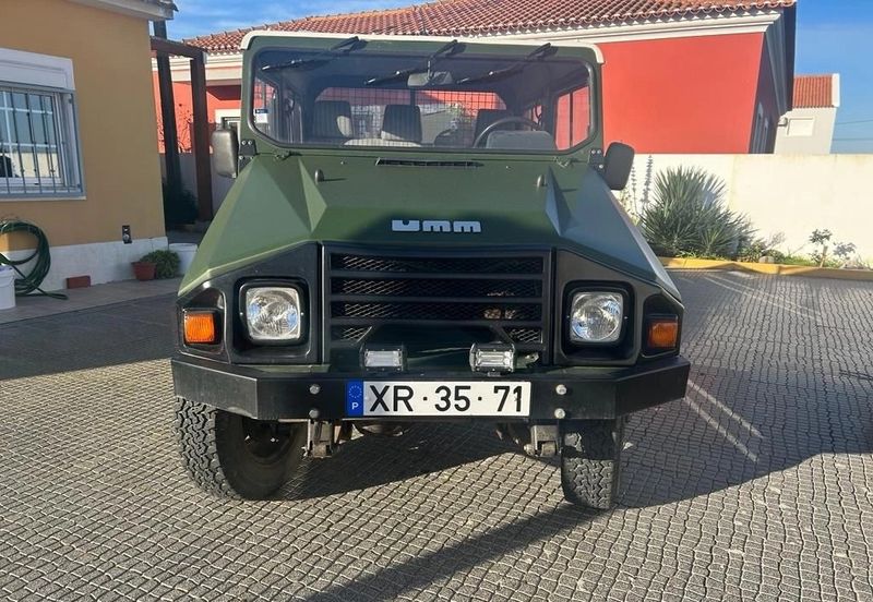 Sinotruk Howo A7 6x4 • 1991 • 196,000 km 2