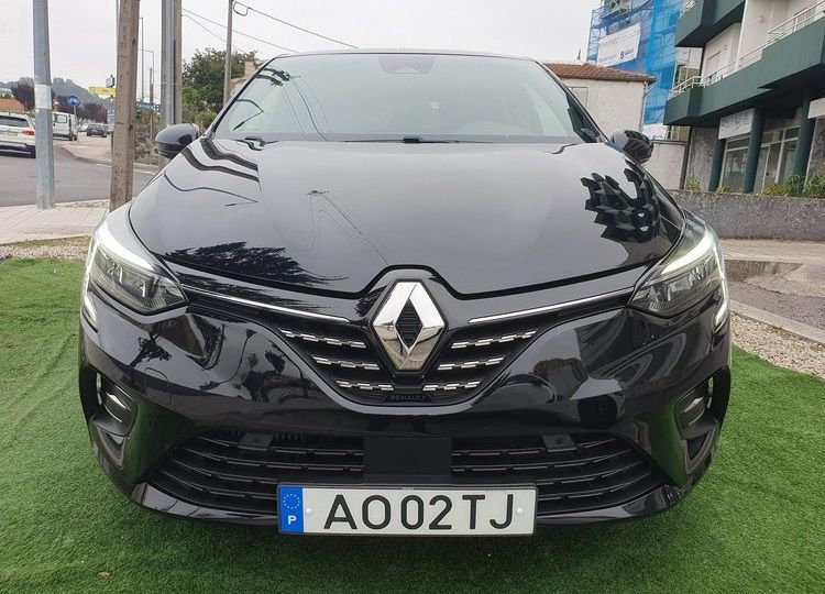 Renault Clio • 2022 • 29,999 km 1