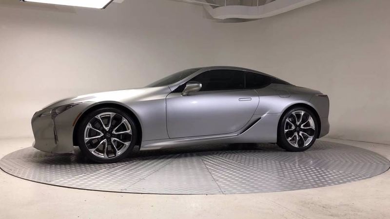 Lexus LC • 2020 • 20,700 km 1