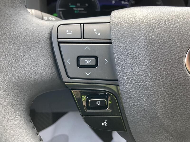 Toyota C-HR • 2024 • 28,374 km 28