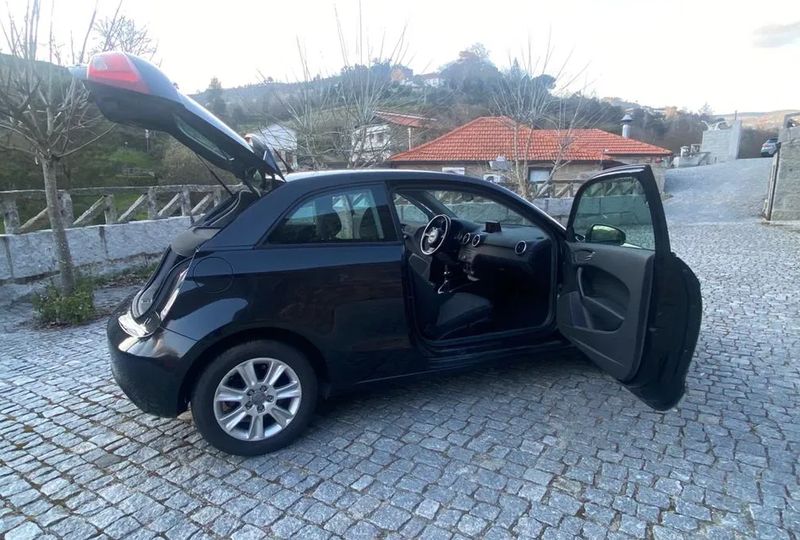 Audi A1 • 2011 • 132,000 km 2