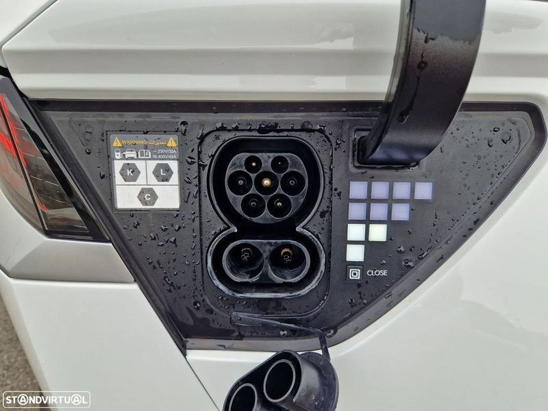 Hyundai Ioniq Electric • 2022 • 21,000 km 9