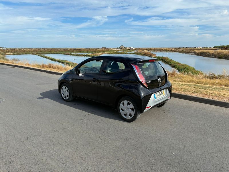 Toyota Aygo • 2018 • 87,000 km 2