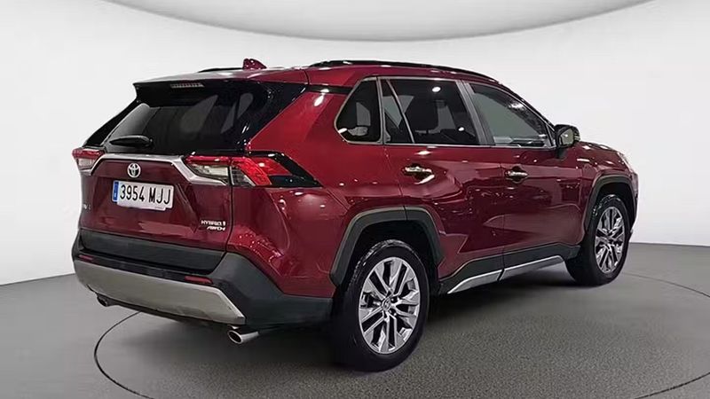 Toyota RAV4 • 2023 • 38,609 km 2