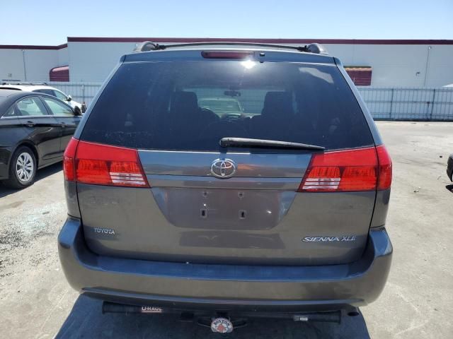 Toyota Sienna • 2004 • 10,000 mi 4