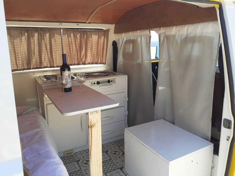 Volkswagen T4 • 1983 • 200,000 km 5