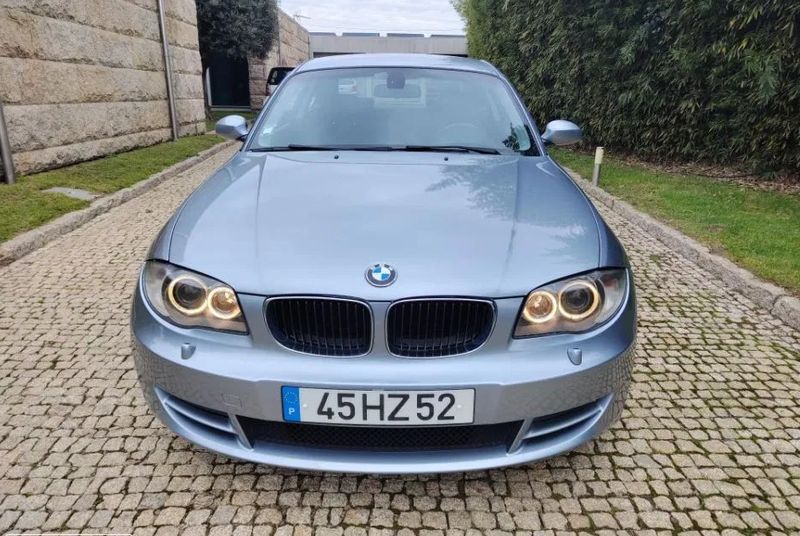 BMW 1 Series • 2009 • 220,000 km 2
