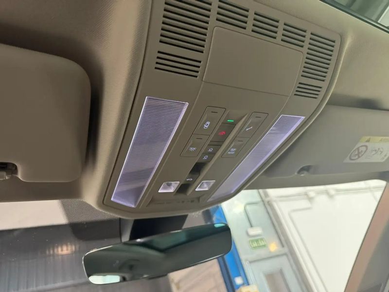 Volkswagen Touareg • 2021 • 96,000 km 19