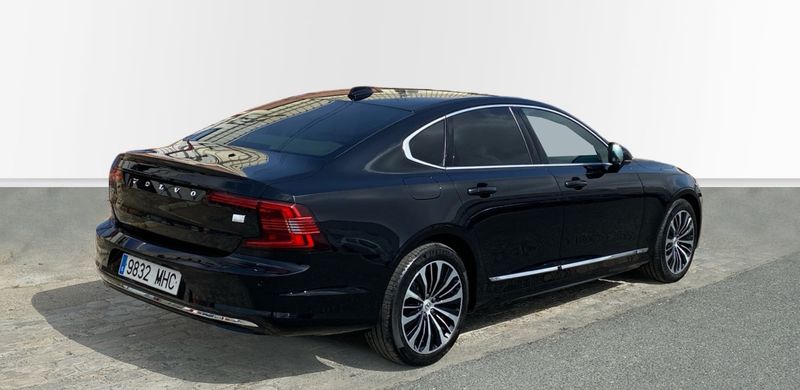 Volvo S90 • 2023 • 32,000 km 15