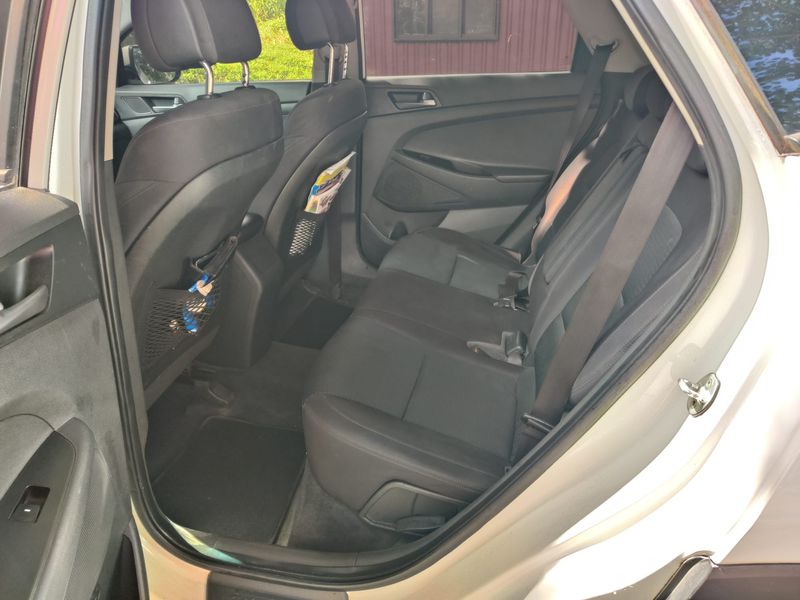 Hyundai Tucson • 2017 • 153,000 km 5