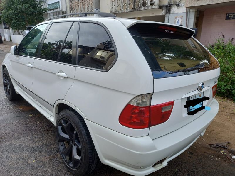 BMW X5 • 2006 • 122,000 km 3