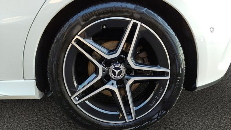 Mercedes-Benz A-Class • 2018 • 126,671 km 14