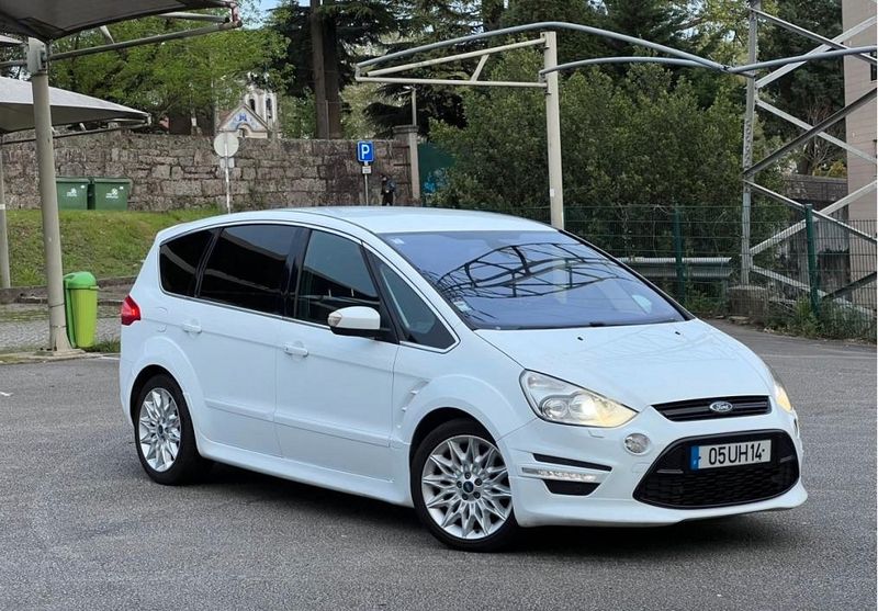 Ford C-Max • 2013 • 200,000 km 1