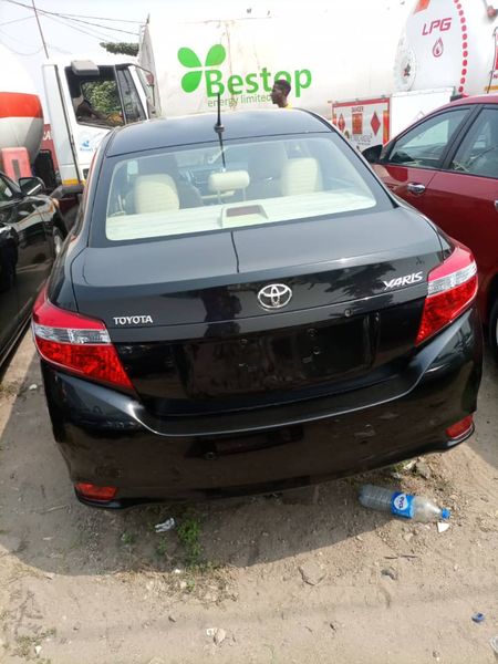 Toyota Yaris • 2018 • 34 km 3