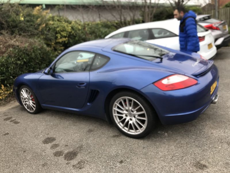 Porsche Cayman • 2007 • 90,000 km 2