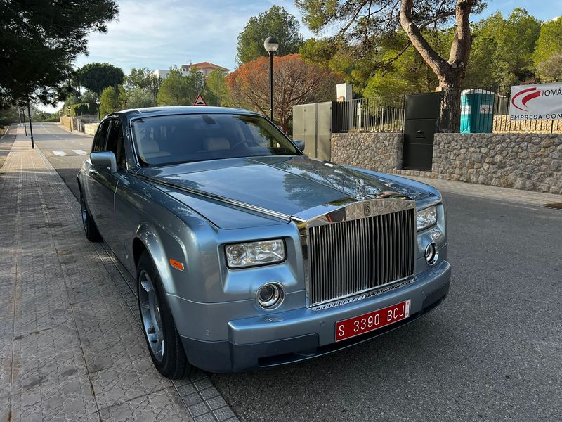 Rolls-Royce Phantom • 2004 • 51,671 km 5