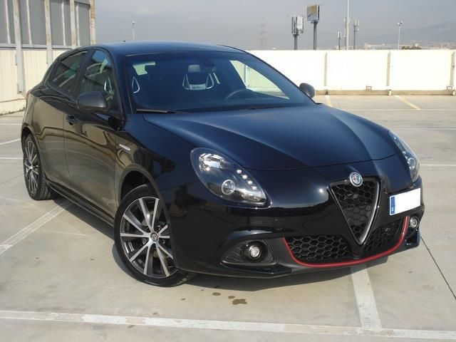 Alfa Romeo Giulietta • 2016 • 118,350 km 3