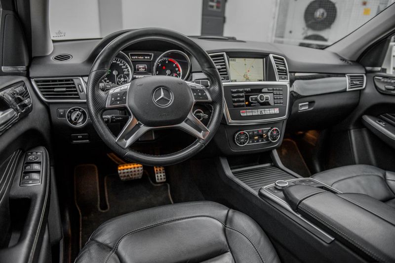 Mercedes-Benz ML350 • 2013 • 215,000 km 9