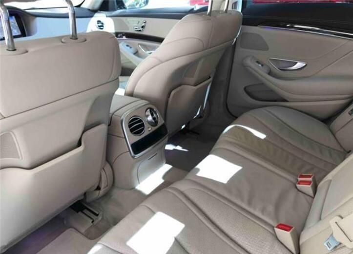 Mercedes-Benz S • 2014 • 119,800 km 3