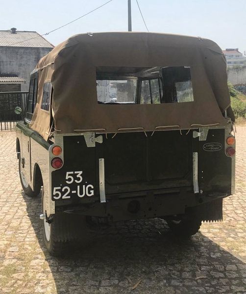 Land Rover Range Rover • 1981 • 100,000 km 2