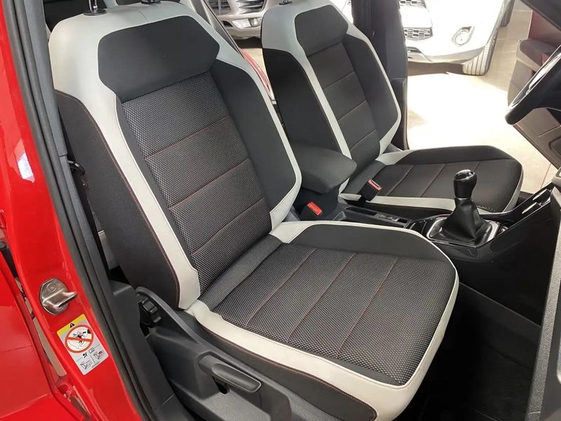 Volkswagen T-Cross • 2018 • 113,000 km 3