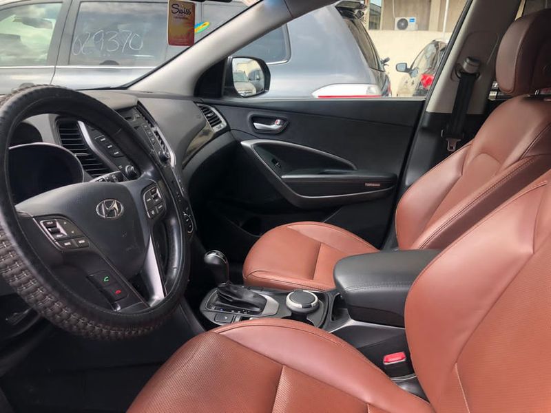 Hyundai Santa Fe • 2018 • 50,000 km 3