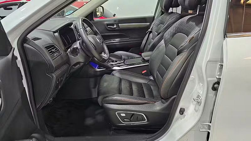 Renault Koleos • 2020 • 10,377 km 7
