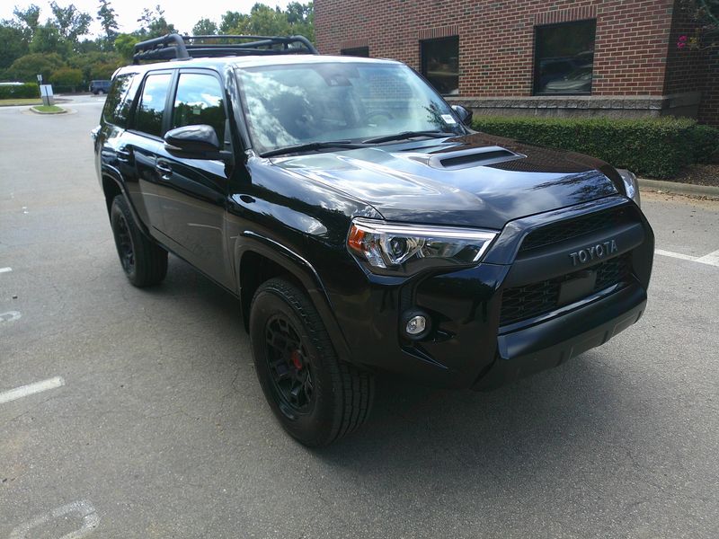 Toyota 4 Runner Limited • 2024 • 23,147 km 1