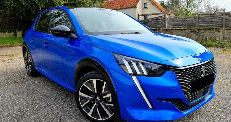 Peugeot 108 • 2021 • 25,700 km 8