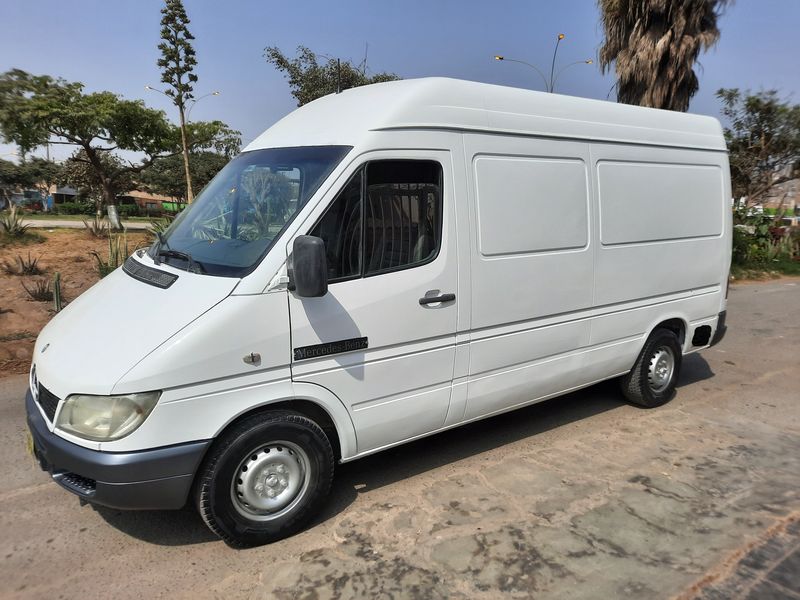 Mercedes-Benz Sprinter • 2008 • 120,000 km 1
