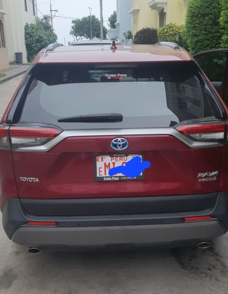 Toyota RAV4 Hybrid • 2021 • 7,000 km 2