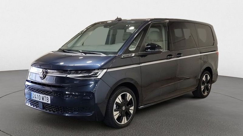 Volkswagen Multivan • 2024 • 3,979 km 1
