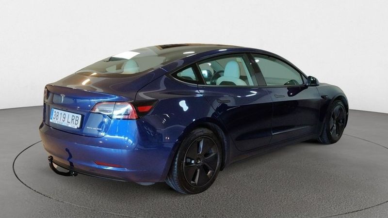 Tesla Model 3 • 2021 • 33,340 km 4
