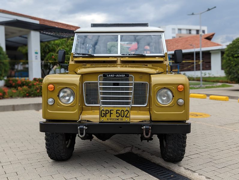 Land Rover 109 • 1979 • 39,936 mi 1