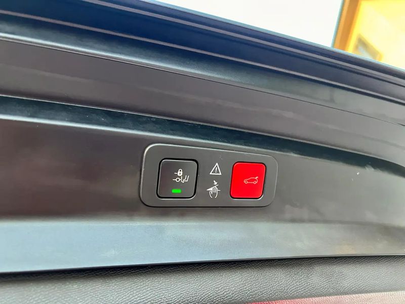 Peugeot 5008 • 2019 • 67,000 km 16