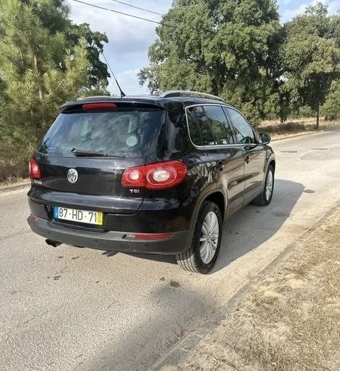 Volkswagen Tiguan • 2009 • 192,426 km 2