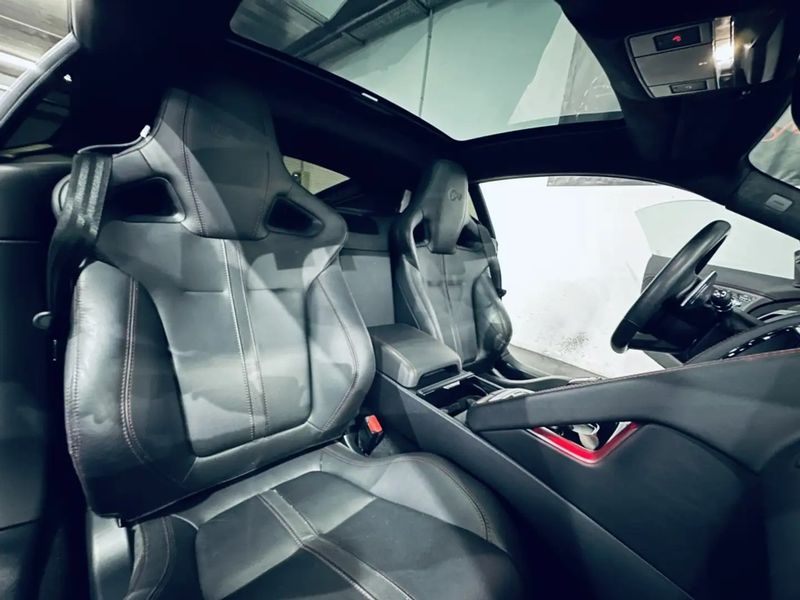 Jaguar F-Type • 2017 • 48,000 km 3