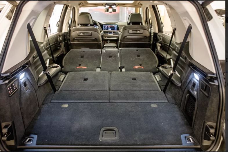 BMW X7 • 2021 • 60,000 km 14