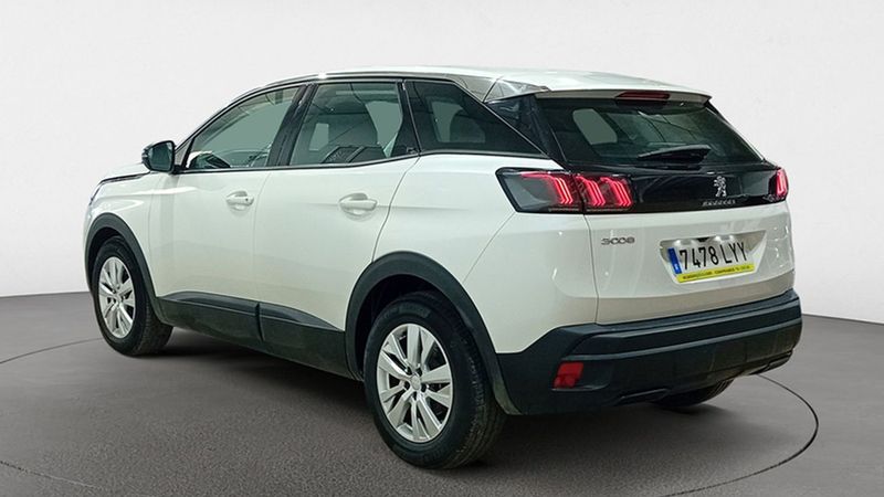 Peugeot 3008 • 2022 • 49,654 km 2