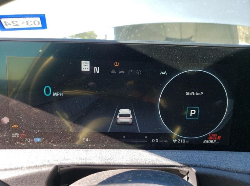 Kia Soul EV • 2023 • 37,114 km 4