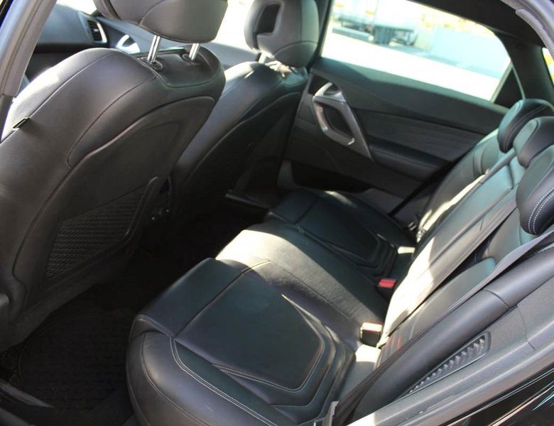 Citroën DS5 • 2014 • 206,000 km 4