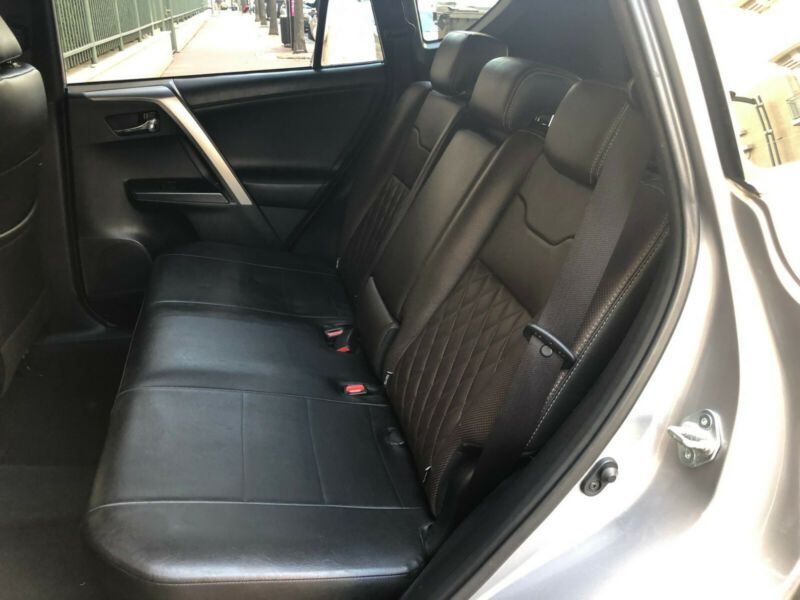 Toyota RAV4 • 2017 • 101,000 km 15