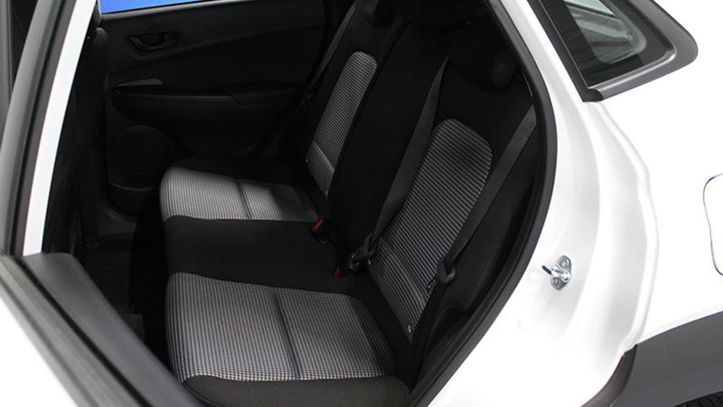 Hyundai Kona • 2023 • 12,000 km 7